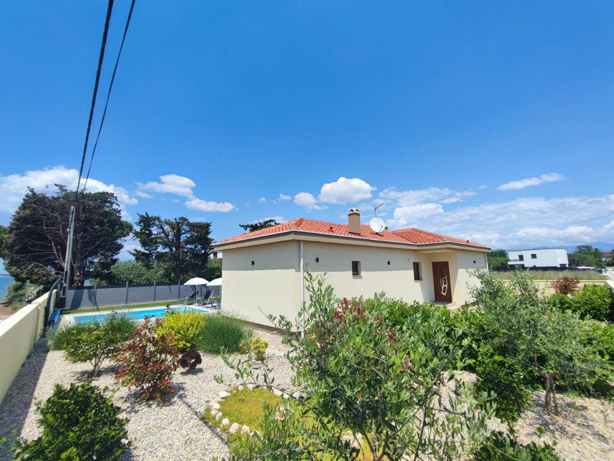 Villa Mattina, With Heated Pool And Jacuzzi Privlaka  Exterior photo